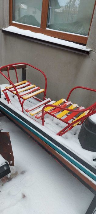 Продам детские санки для двоих