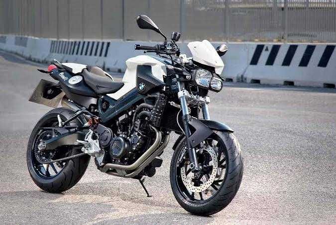 Motocicleta BMW F800R din 2010 cu ABS