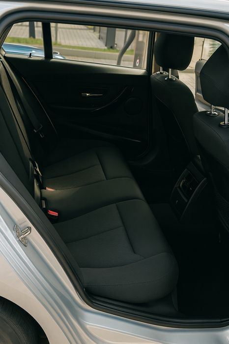 Vand urgent !!! BMW E6 Detin raport Car Vertical