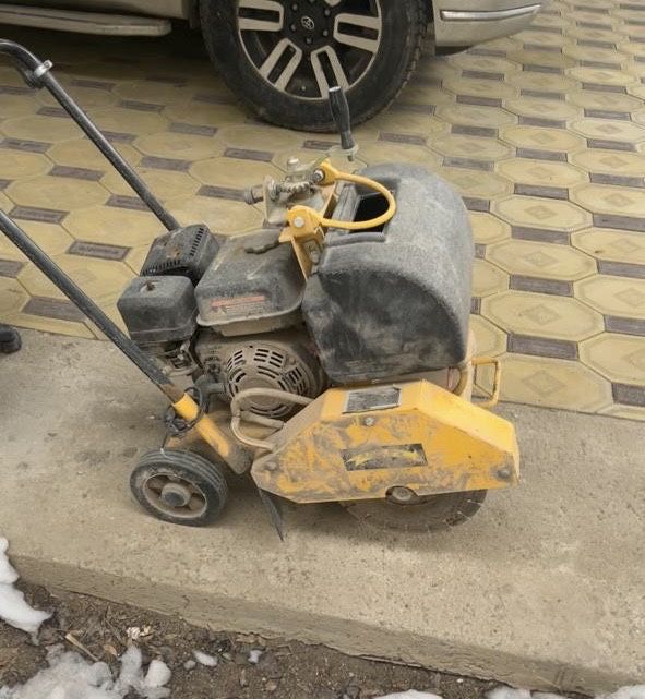 Швонарезчик (асфальт резко)