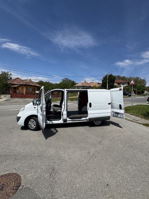 OPEL Vivaro 2011 — imagine 4