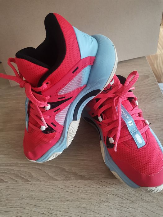 Маратонки, леки и удобни