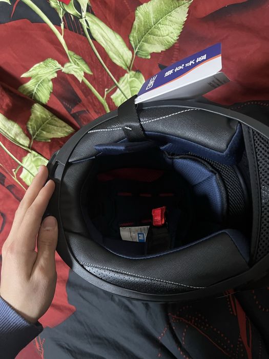 Шлем для мот и скутера