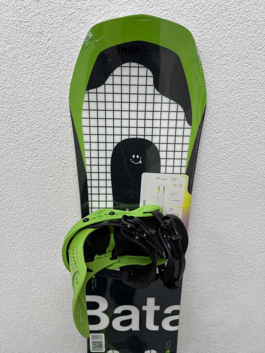 placa noua snowboard bataleon evil twin L140cm