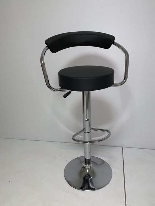 Бар столове и бар маси