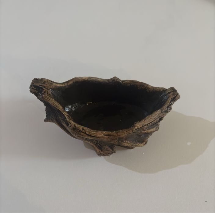 Декоративное кашпо (новое)