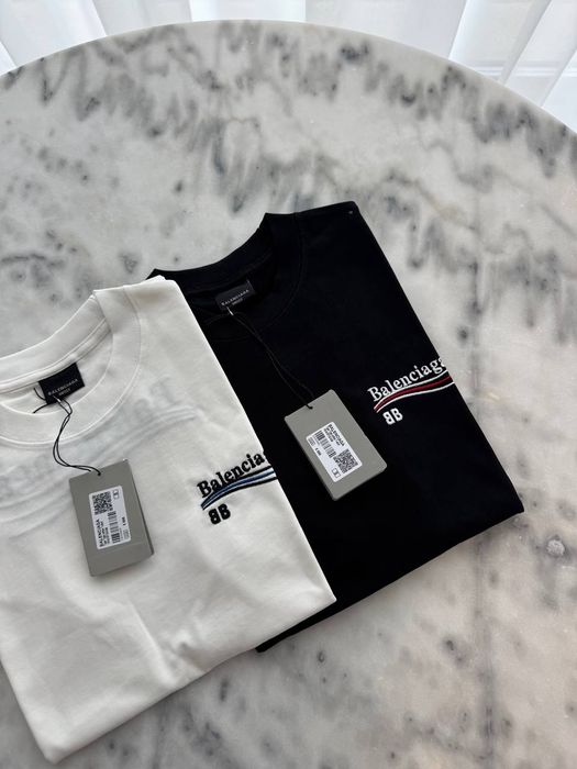 Tricouri unisex Balenciaga