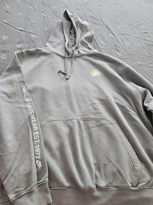 Суитчър на Nike също като нов