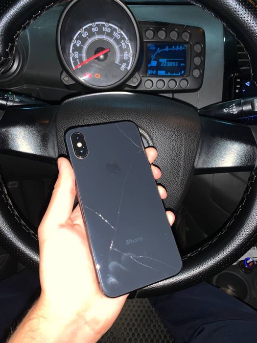 Iphone x qoraaaa