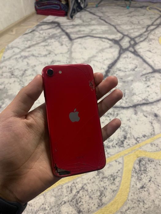 iPhone SE2 (64)