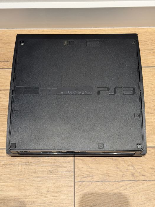 Sony PlayStation 3 Slim PS3 320GB CECH-3004B