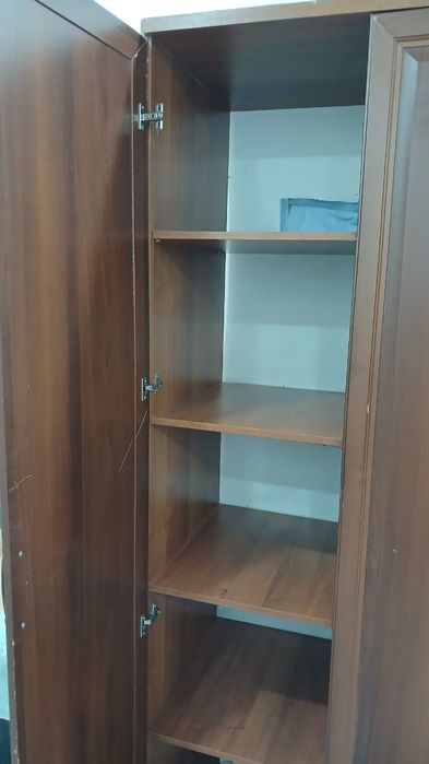 Продаю шкаф самовывоз