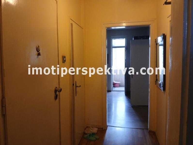 Продава се Двустаен апартамент в Пловдив, Кършияка - 70 кв.м за 1829 €/кв.м - Снимка #3