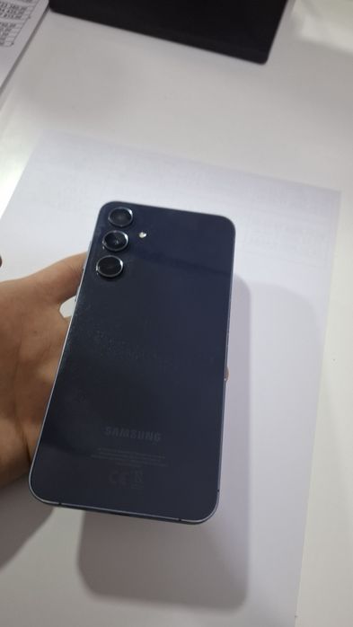 Samsung A55 5G xotira-128 ram-8 Narxini aytilgandan yanayam tushaman