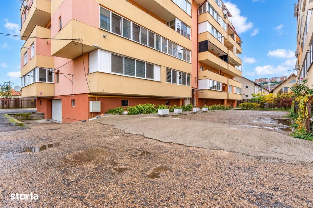 Apartament 3 camere pe doua niveluri, 2 bai, mobilat si utilat, Apahid