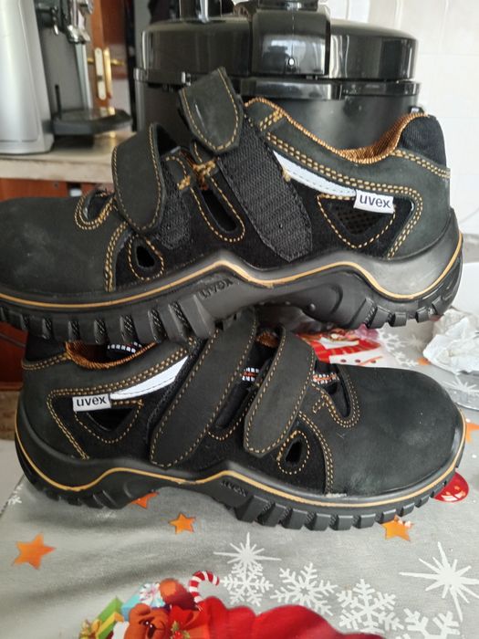 Vând ghete uvex cu protecție ne. 39