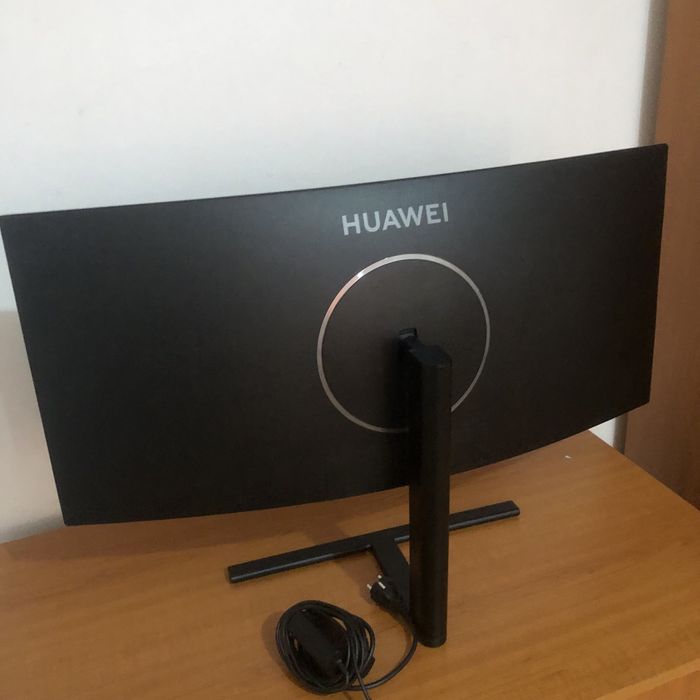 Huawei MateView GT 34" Curbat | WQHD | 165Hz | Ultrawide | Stare Excelentă