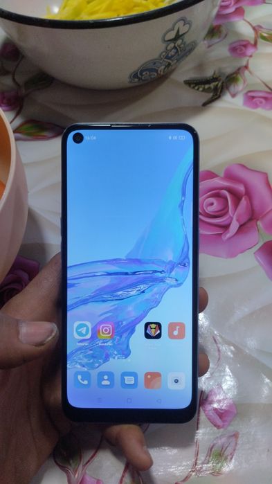 Oppo 8/64 gb aybi yoq ideal