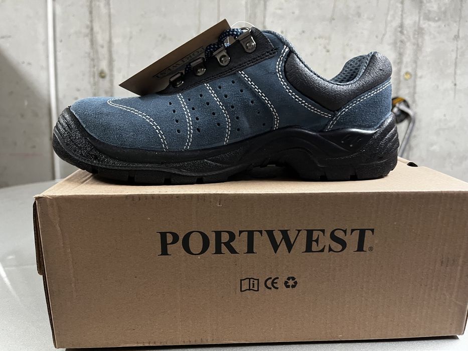 Работни обувки PORTWEST размер 41 и 42