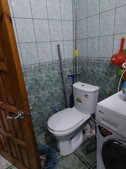 Продается 3-х комнатная в центре Чирчика