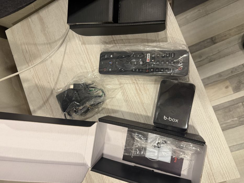 Продавам b-box Android  TV медия плеар