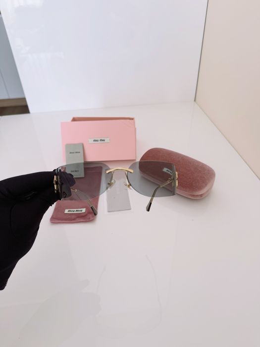 Слънчеви очила Miu Miu