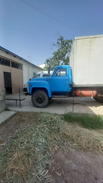 Yuk avto moshina gaz 53