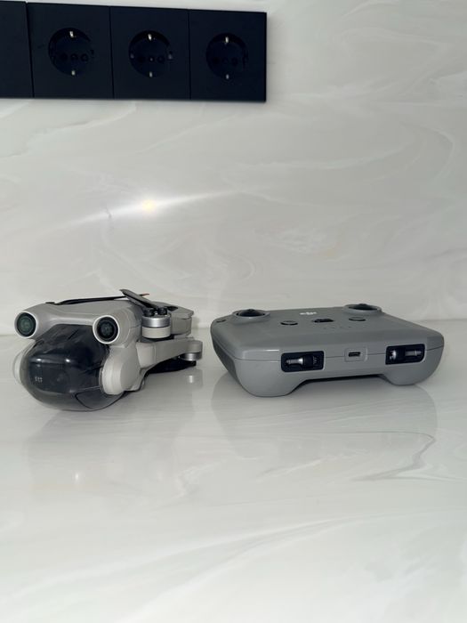 Продам дрон Dji mini 3 pro