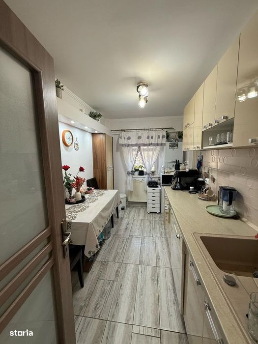 Apartament cu 4 camere, 87 mp, et. 3 , Bulevardul Lucian Blaga
