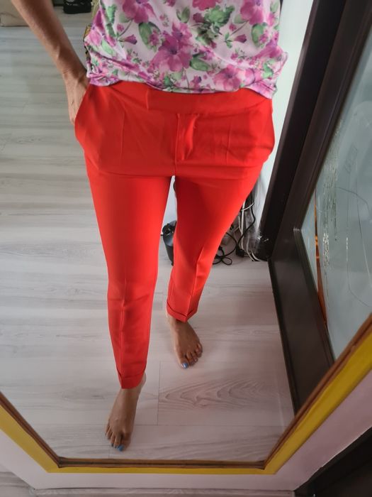Pantaloni Xs stare foarte buna