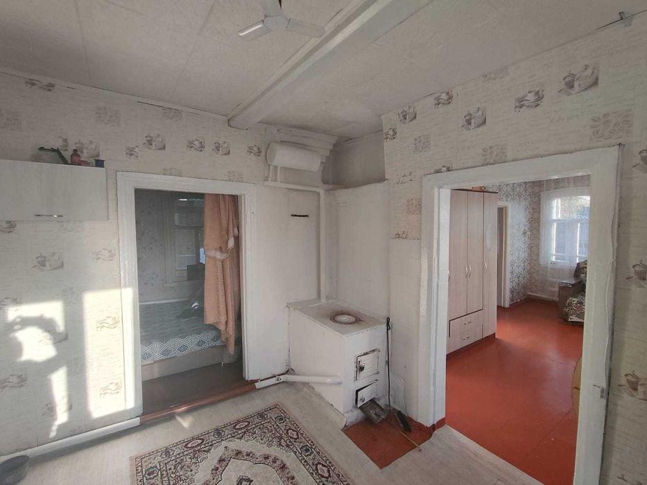 Дом 3 комнаты. Вода заведена  8.400