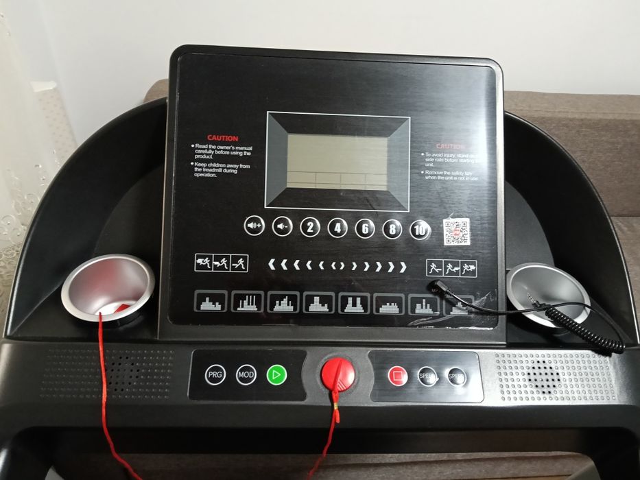 Bandă de alergare Fittronic J2000 – aproape nouă, cu garanție