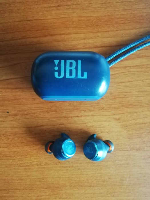 Безжични слушалки JBL Reflect Flow Pro