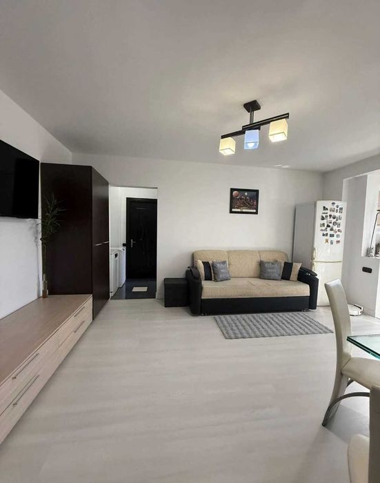 Direct Propietar Inchiriez Apartament in Regim Hotelier Non Stop