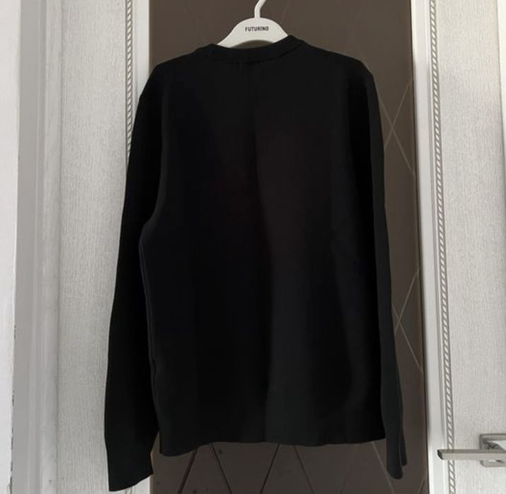 Продам свитер Uniqlo