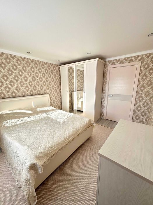 Продаётся 3 комн квартира