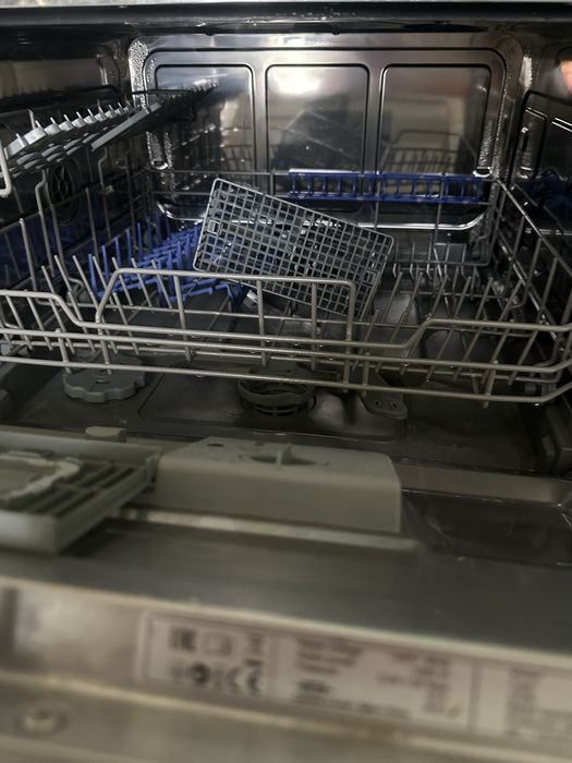 Продам посудомоечную машину hansa 60000