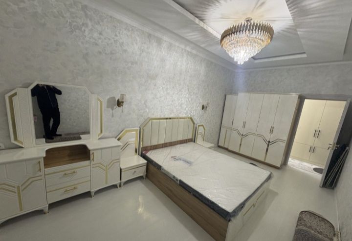 Yunusobod Shoxsaroy oldida 2xonali kvartira ijaraga beriladi.