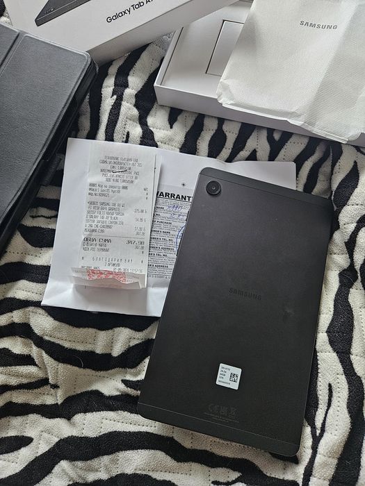 Samsung galaxy tab 9! Перфектен!