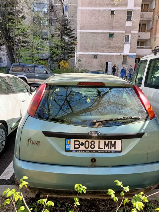 Vând autoturism.