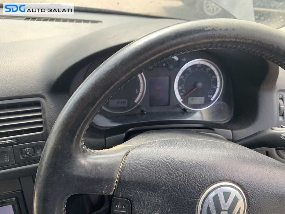 Volan Piele cu Comenzi in 4 Spite cu Uzura FARA Airbag VW Sharan 2001 - 2010