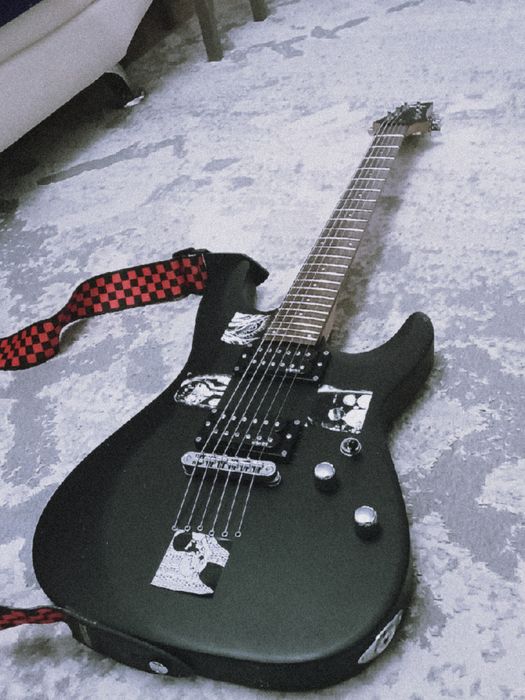 Электрогитара "Shecter diamond series"