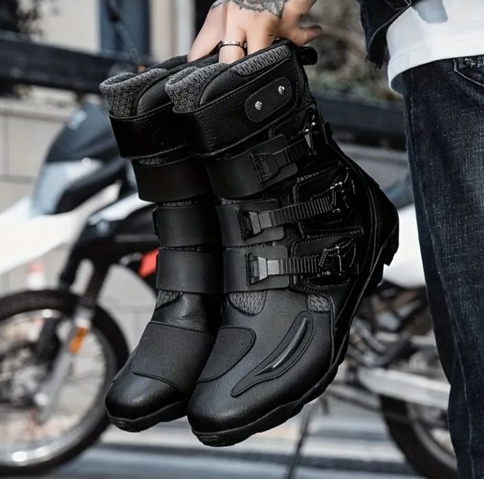 Мотоциклетни Ботуши

Противоплъзгащи, Удобни за Всички Сезони