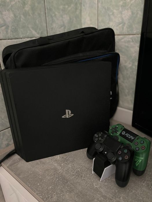 Ps4 pro + руль педаль