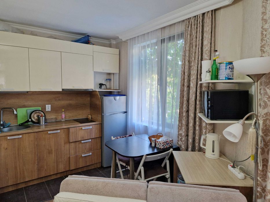 Малък двустаен апартамент в Приморско на 300 метра от плажа