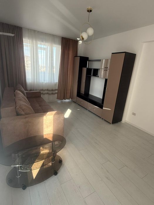 Apartament de închiriat
