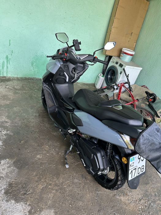 Скутер Jilang nmax в идеале
