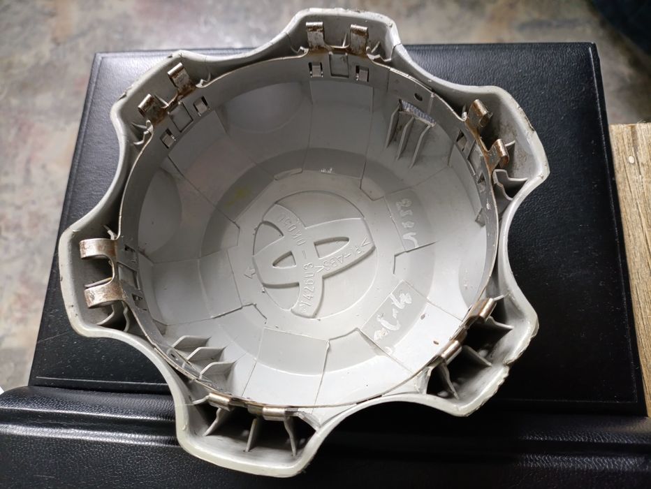 Колпак вставка на диск ТОЙОТА