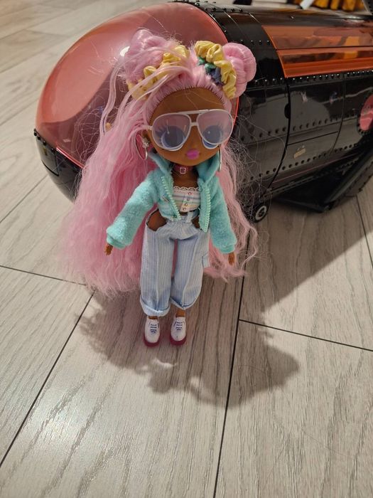 Avion + păpușă LOL