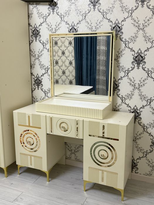 Спальня гарнитур